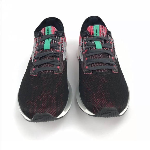 Brooks Women's Ricochet Pink Black Running Shoes - Picture 7 of 8